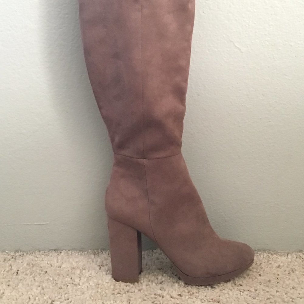 Brown knee high boots NWT